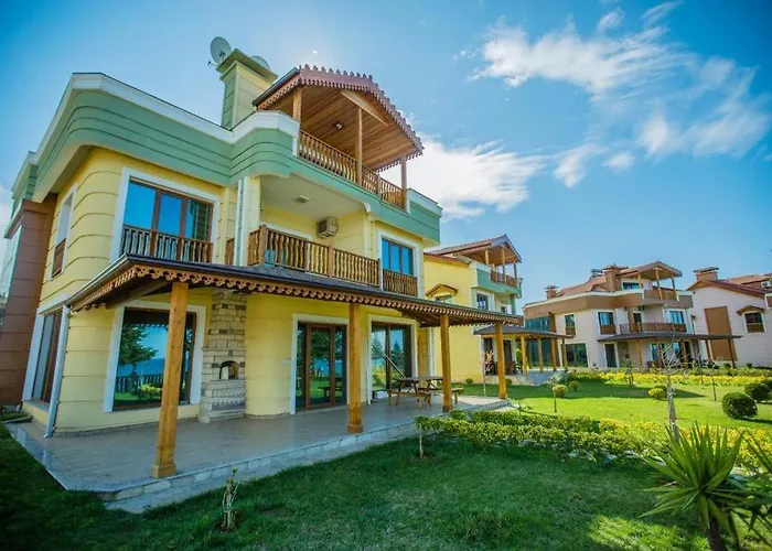 Деревянный коттедж Lifoz