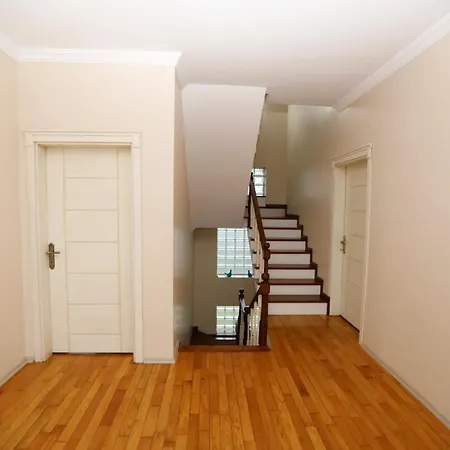 بيت خشبي Lifoz ترابزون