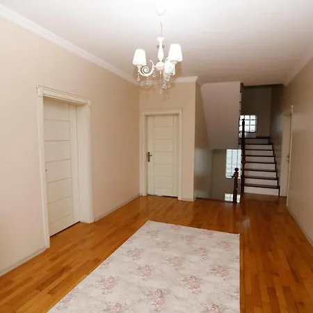 Lifoz بيت خشبي *